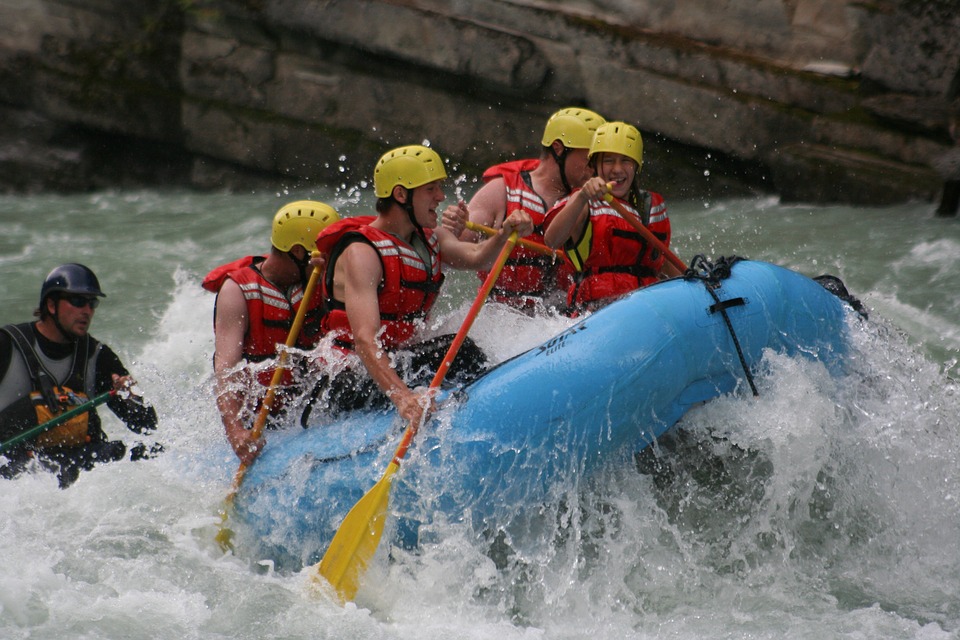 rafting-2953955_960_720